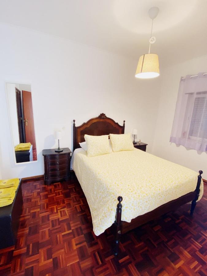 Apartamento Na Praia กอสตา ดา กาปาริกา ภายนอก รูปภาพ